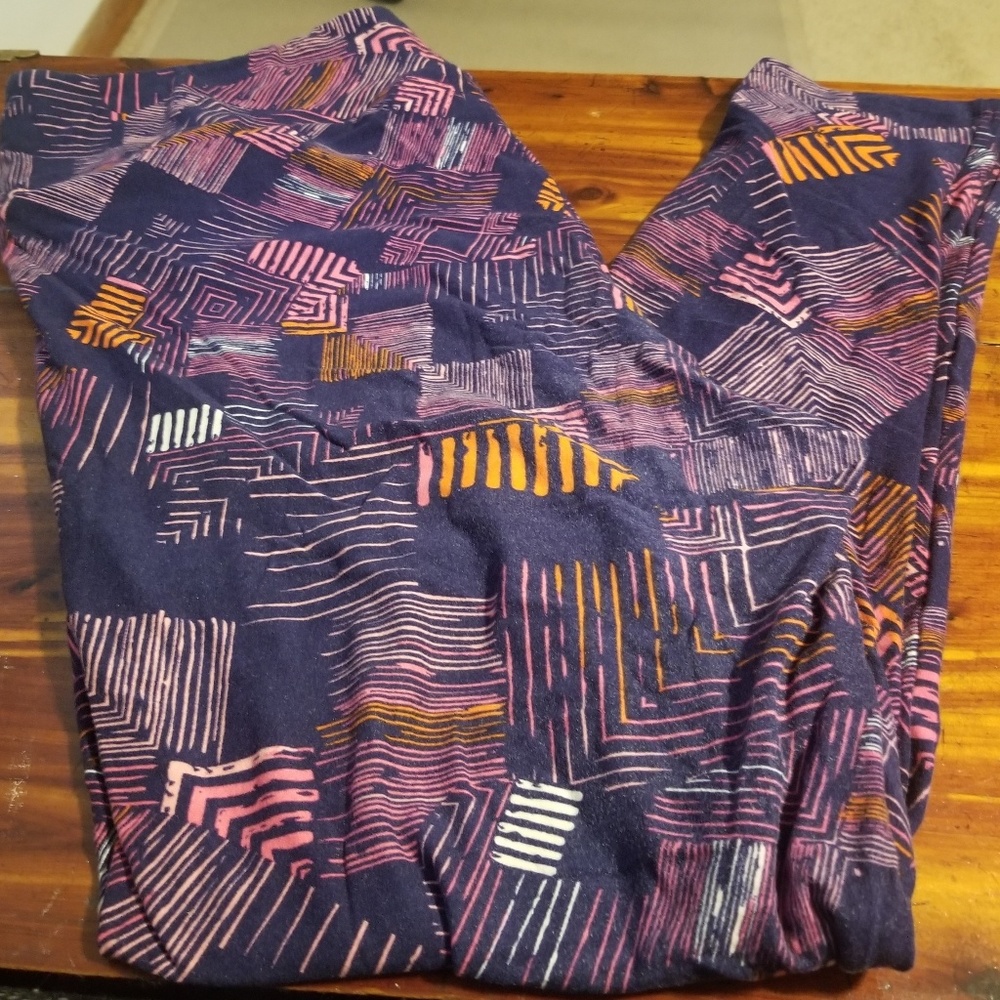 Purple designs LuLaRoe Leggings